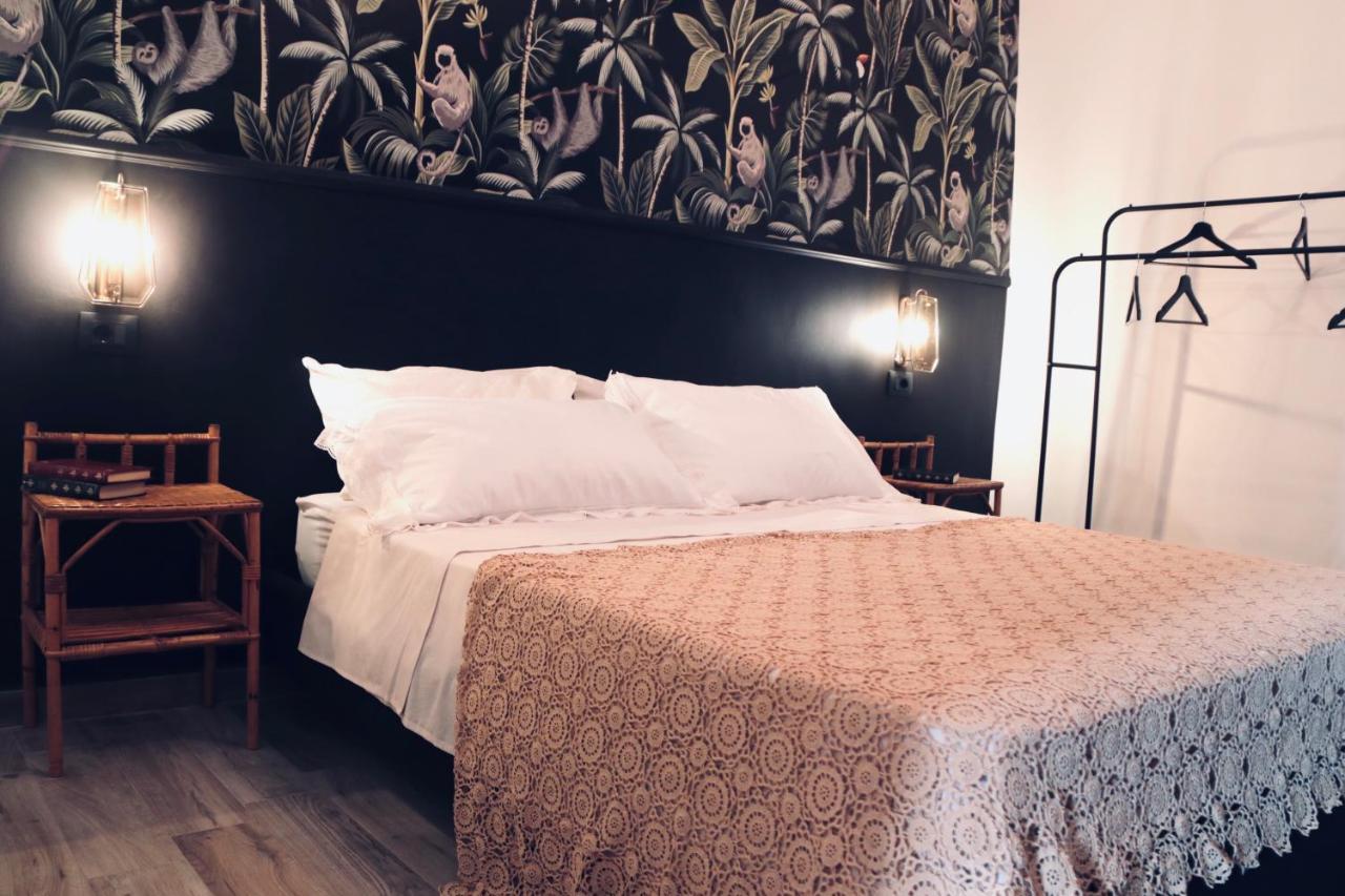 Le Stanze Dello Scirocco Bed & Breakfast Катания Екстериор снимка